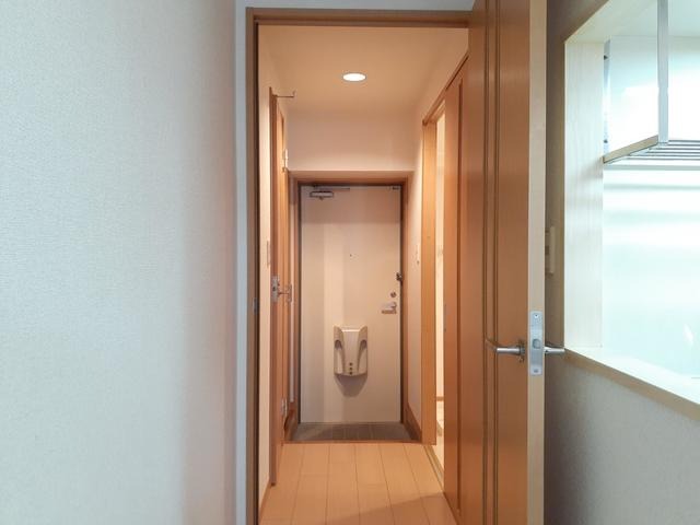 玄関　別号室