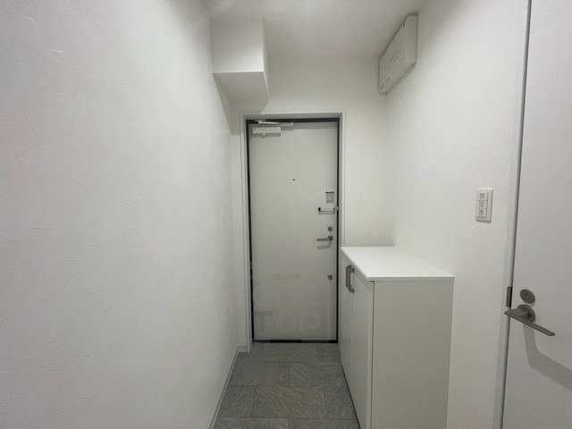 ＪＲ東海道本線 吹田駅 徒歩15分 3階建 新築の玄関写真