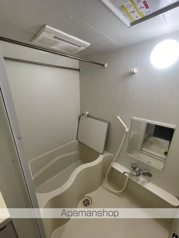 都営大江戸線 蔵前駅 徒歩1分 11階建 築22年の風呂写真