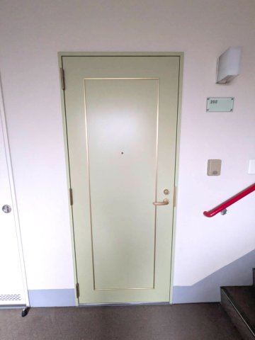 阪急今津線 宝塚南口駅 徒歩4分 4階建 築19年の玄関写真