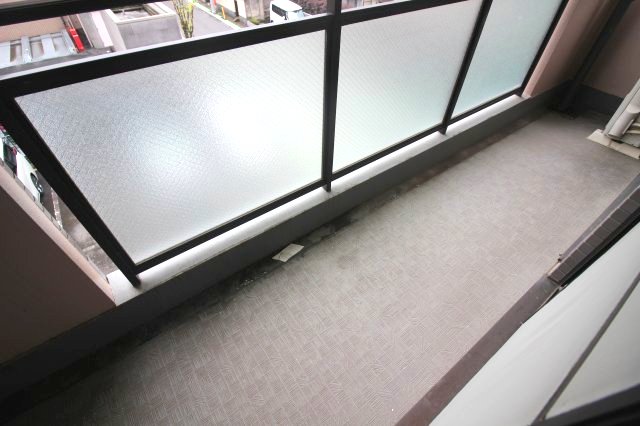 バルコニー　駐輪場