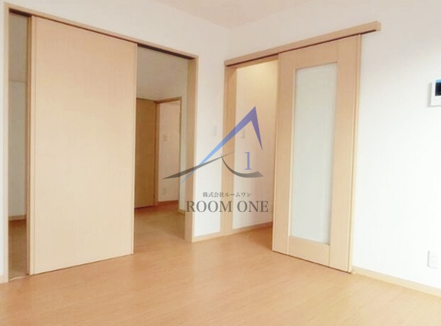 居室・リビング　洋室のお部屋です。