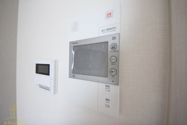 セキュリティ　OPUS RESIDENCE SHINSAIBASHISOU