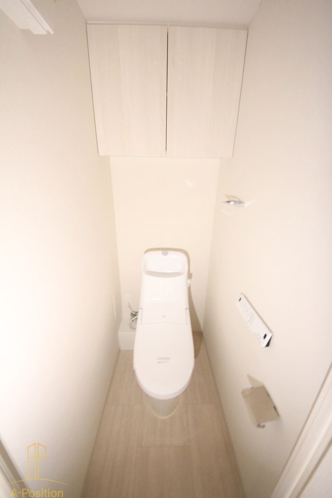 トイレ　OPUS RESIDENCE SHINSAIBASHISOU