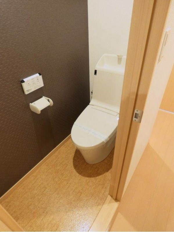 トイレ　図面と現状に相違がある場合には現状を優先