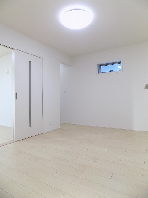 フジパレス百舌鳥本町III番館の居間写真