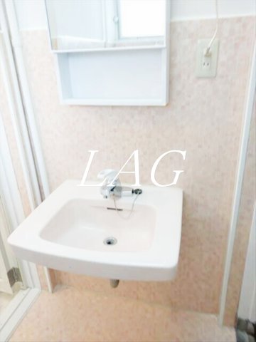 洗面設備　洗面台です。