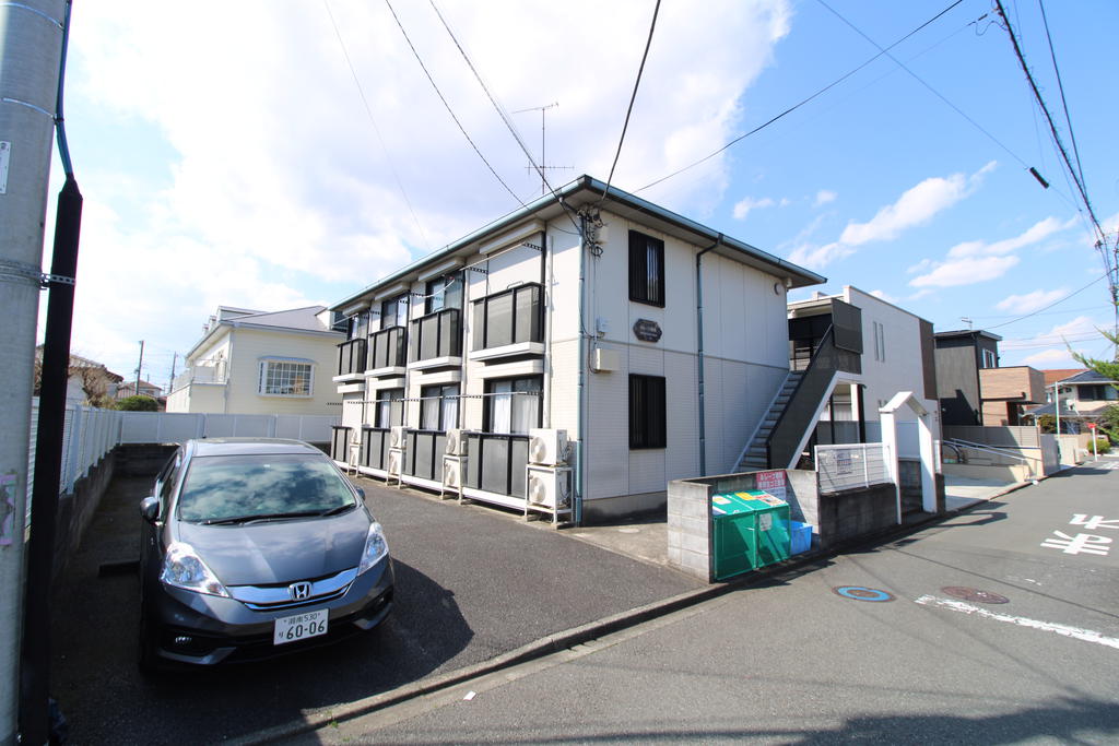 建物外観　1Ｆ奥の角部屋です！！