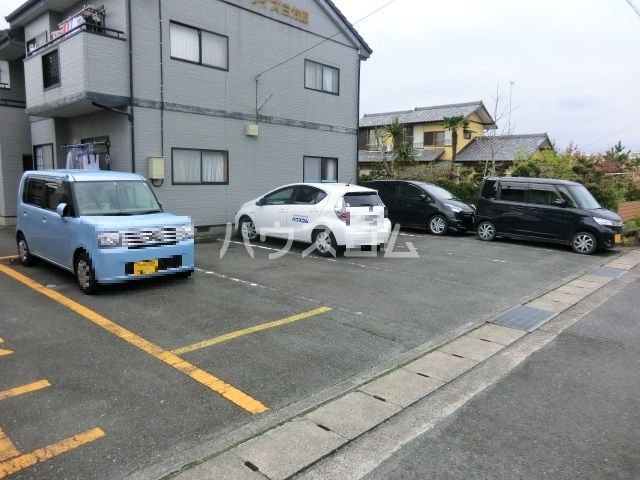 【サンライズ三方原の駐車場】