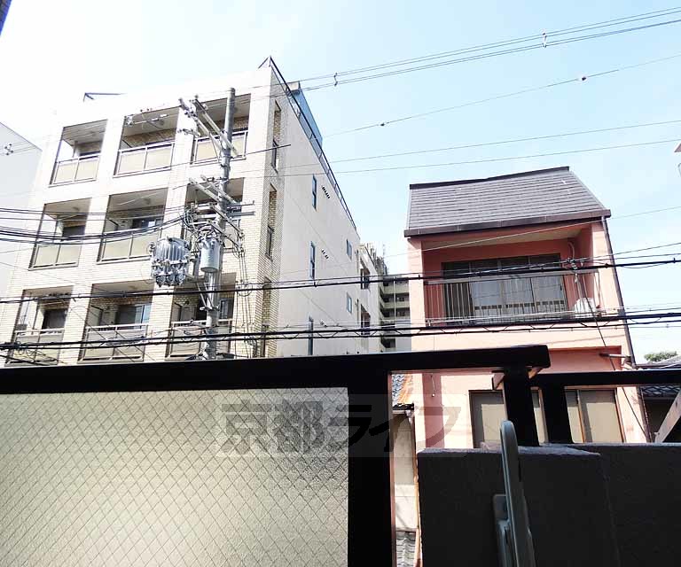 【京都市下京区納屋町のマンションの眺望】