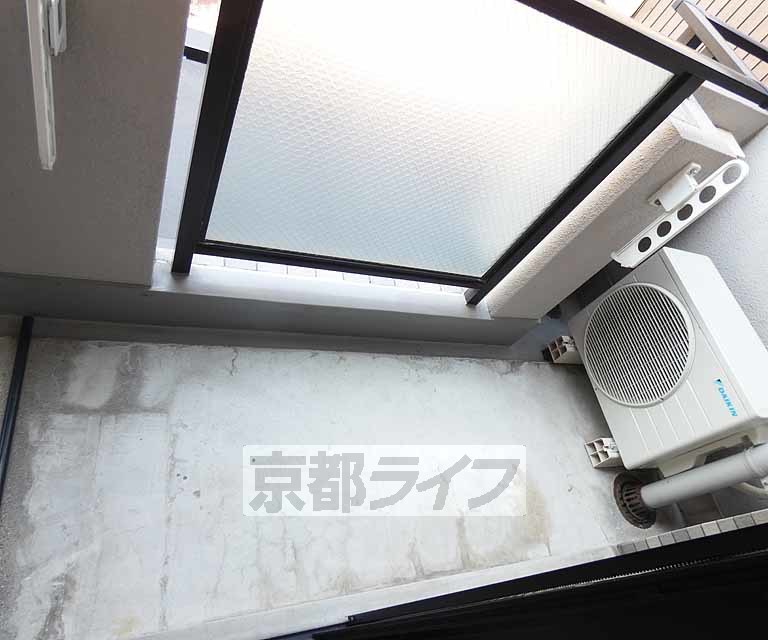 【京都市下京区納屋町のマンションのバルコニー】