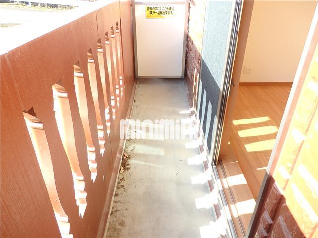 バルコニー　晴れた日には洗濯物も干せますね。