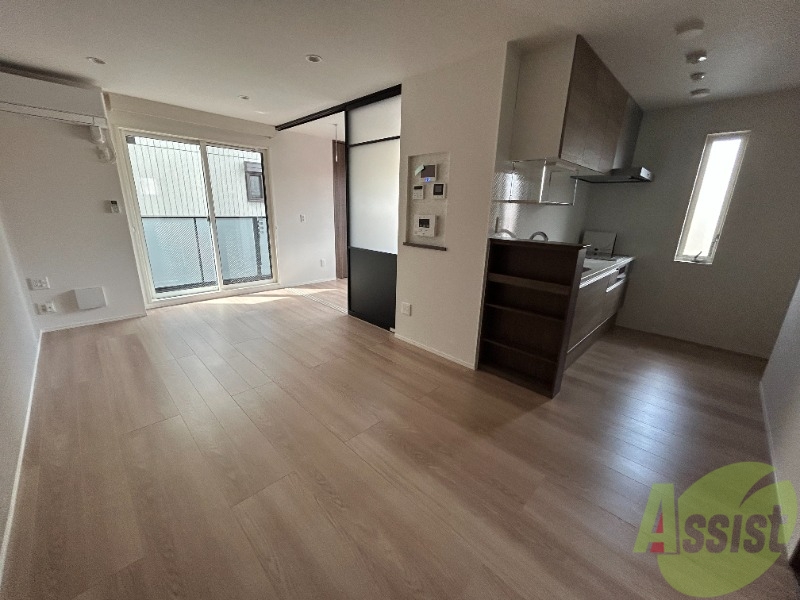 居室・リビング　１２．１帖のリビングです。広々としていますね。