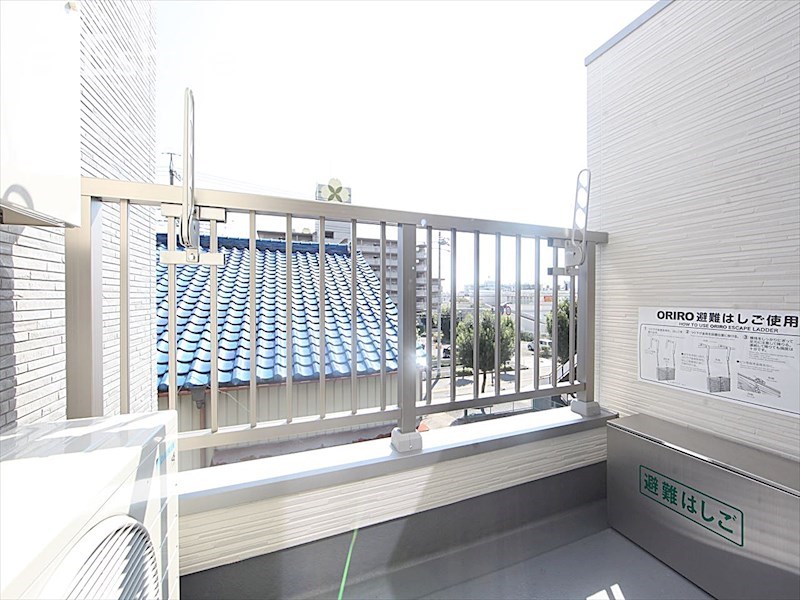 バルコニー　バルコニー