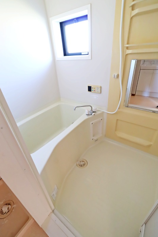 バス・シャワールーム　図面と現状に相違がある場合には現状を優先