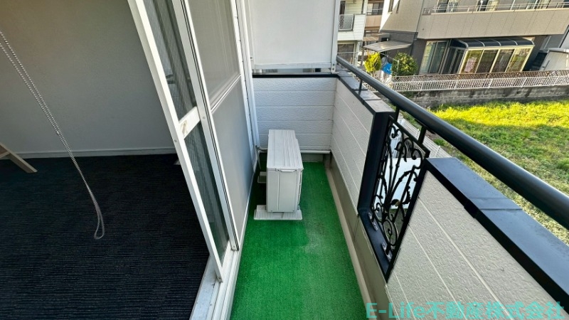 玄関　※別部屋写真