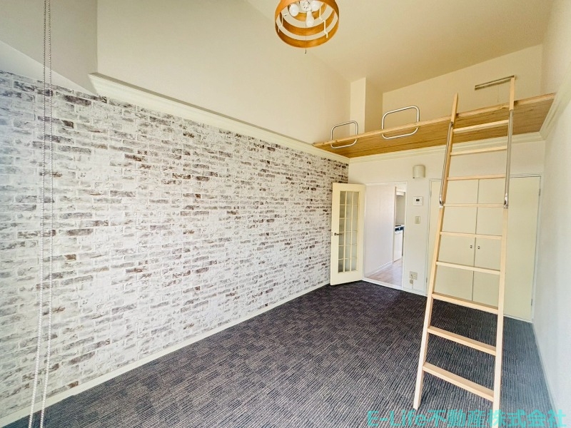 エントランス　※別部屋写真