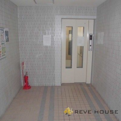 地下鉄箱崎線 千代県庁口駅 徒歩3分 7階建 築42年の外観写真