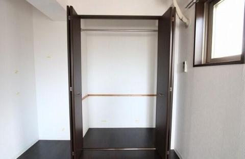 収納　クローゼット