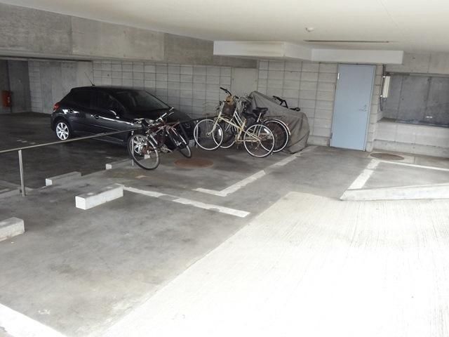 駐車場　★オーシャンビュー2ＬＤＫ！設備充実★