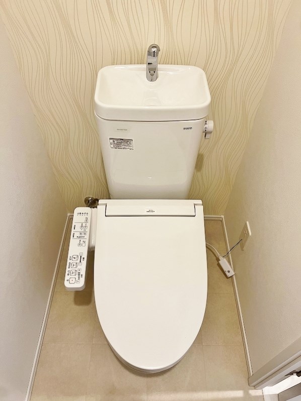 トイレ　★温水洗浄便座付トイレ★