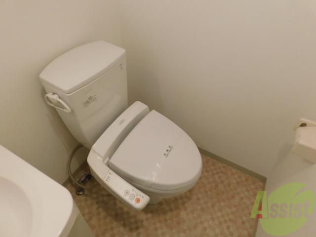 トイレ　ウォシュレットついてます