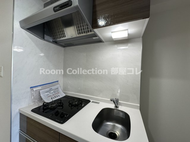 キッチン　※同物件他部屋写真 反転、色違いの場合有 現況優先