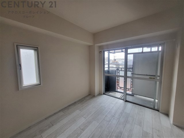 居室・リビング　エアコン設置済み！