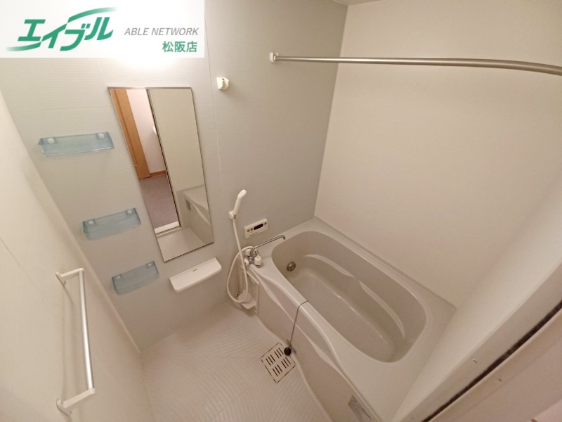 バス・シャワールーム　反転タイプ参考写真