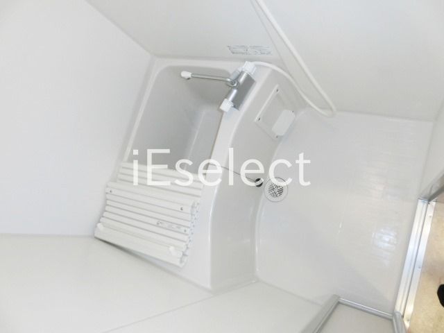 バス・シャワールーム　浴室乾燥機付きのバス