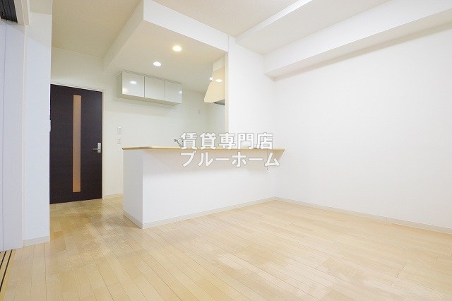 居室・リビング　10.9帖の広いリビングです！