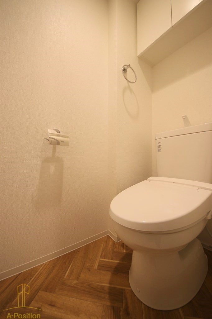 トイレ　セレニテ堺筋本町リアン