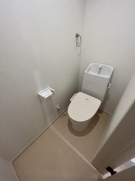 トイレ　ウォシュレット完備