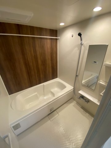 バス・シャワールーム　※同タイプの写真となります。
