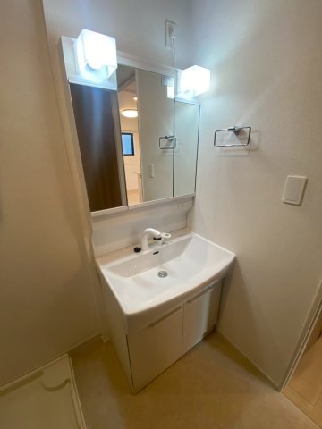 洗面設備　※同タイプの写真となります。