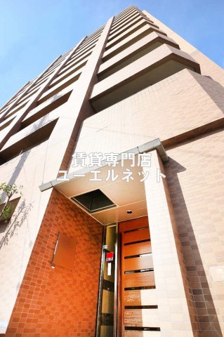 建物外観　シンプルで洗練されたデザインが毎日の暮らしに心地よさをプラス