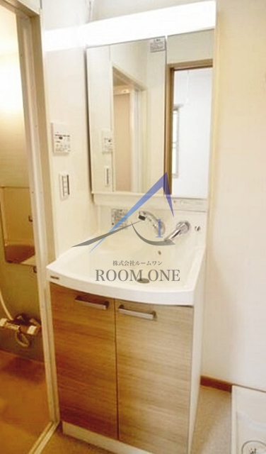 洗面設備　洗面台です。