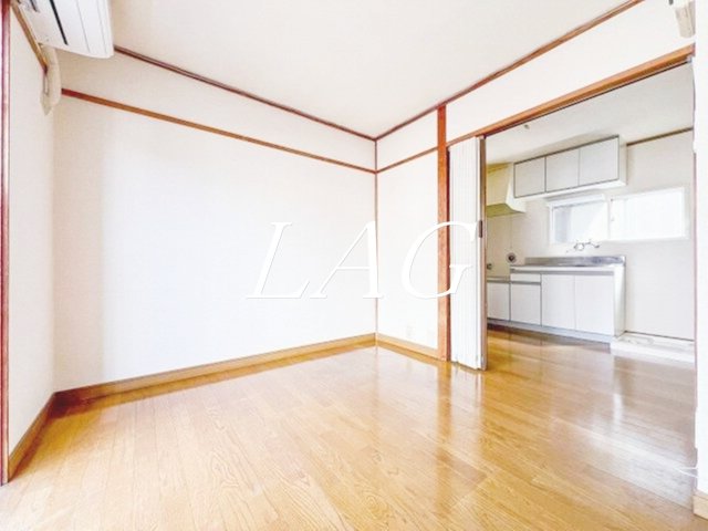 居室・リビング　洋室のお部屋です。