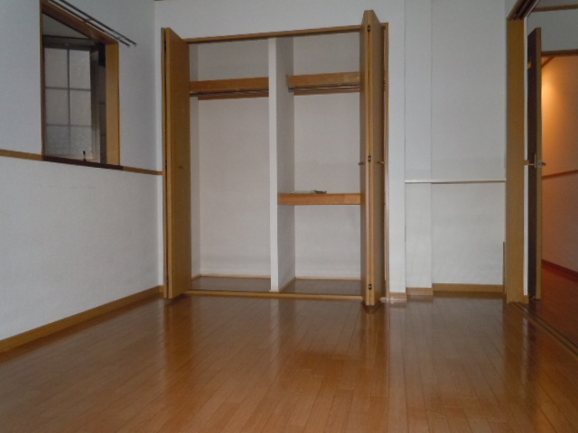 収納　※別号室のお写真になります。