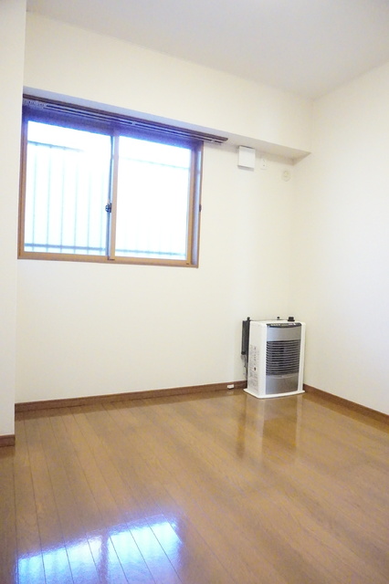 その他部屋・スペース　洋室６帖
