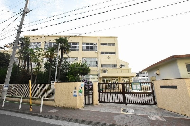 小学校　相生小学校（小学校）まで735m