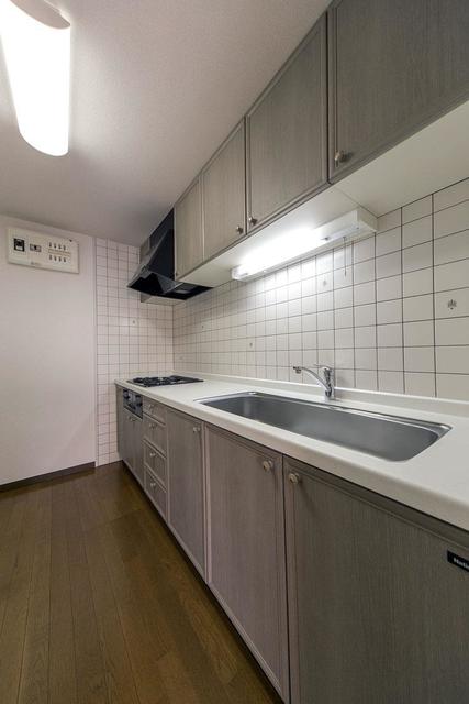 キッチン　※写真は同タイプ住戸です。