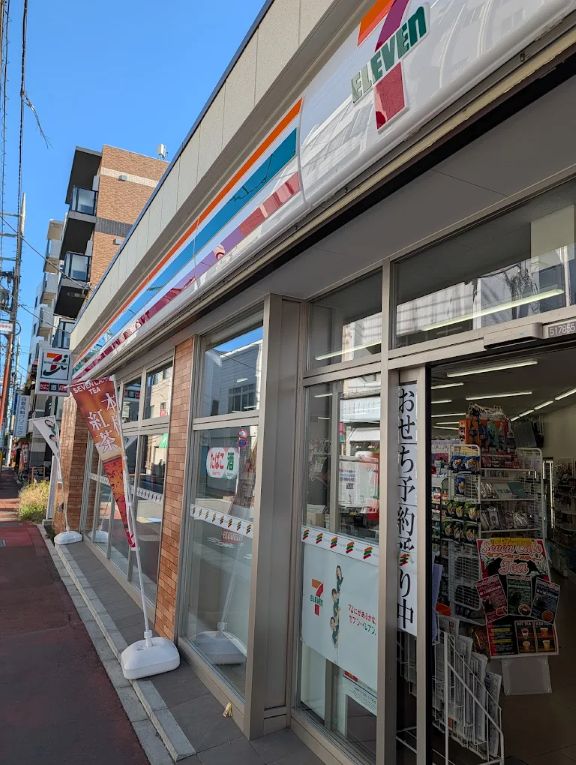 コンビニ　セブンイレブン大田区千鳥町駅東口店（コンビニ）まで139m