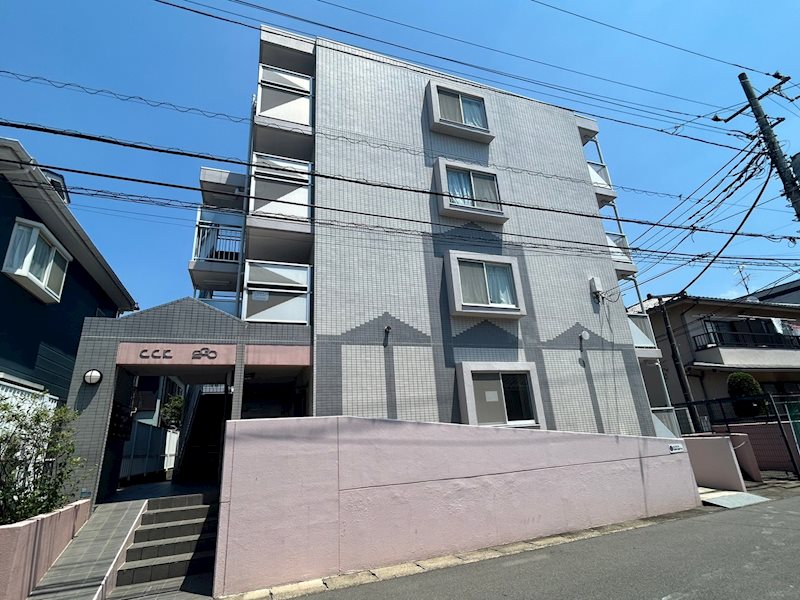 建物外観　しっかりした構造のマンションです
