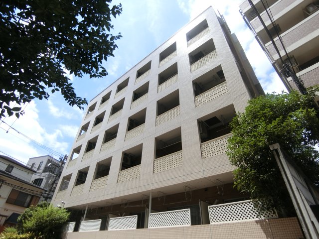 建物外観　2002年完成RCマンション♪