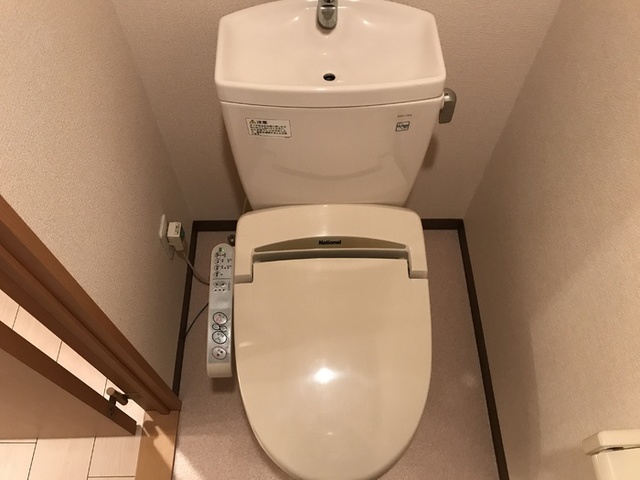 ＪＲおおさか東線 ＪＲ野江駅 徒歩4分 4階建 築23年のトイレ写真