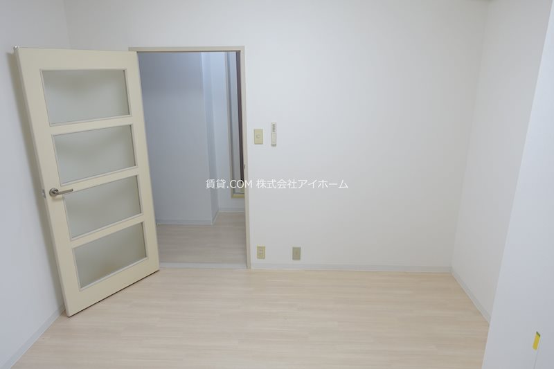 居室・リビング　綺麗な洋室