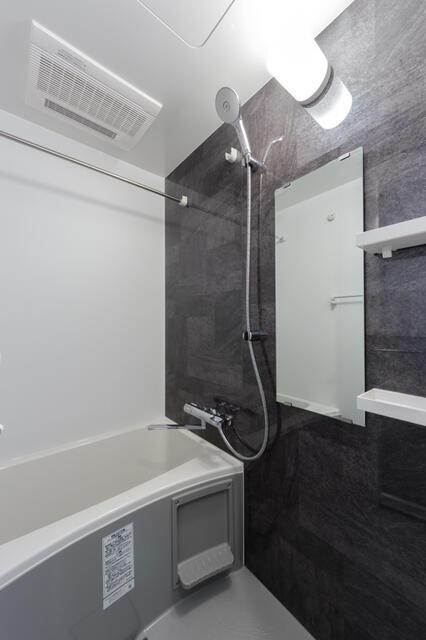 バス・シャワールーム　※写真は同タイプ住戸です。