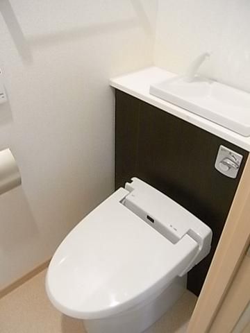 トイレ　★★シャワートイレ★★