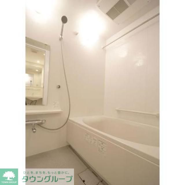 バス・シャワールーム　※写真は同タイプ住戸です。
